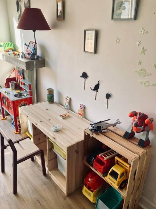 Paris : Appartement Familial Avec Parking Prive Clichy Exteriér fotografie